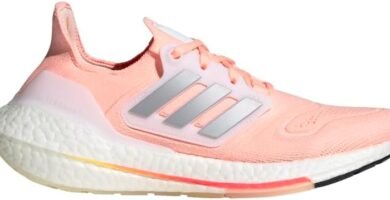 adidas Ultraboost 22 - Tenis de correr para mujer, talla 6 AU